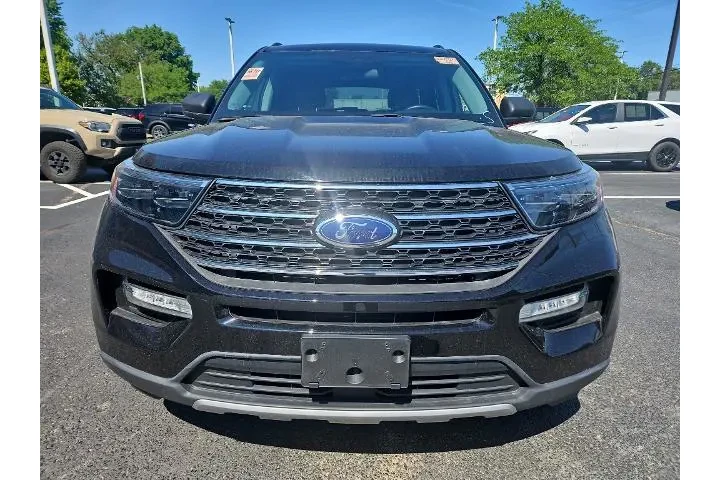 $31858 : Ford Explorer 2022 AWD XLT 4 image 3