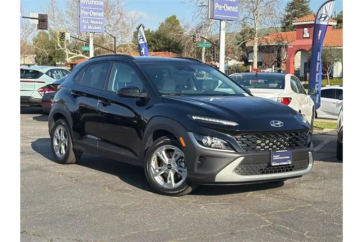 $19990 : Hyundai KONA 2023 AWD SEL 4d image 1