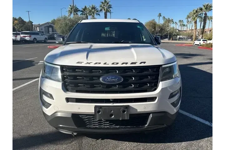 $13384 : Ford Explorer 2017 AWD Sport image 2