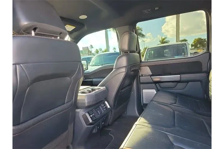Ford F-150 2022 4x2 XL 4dr S image 10