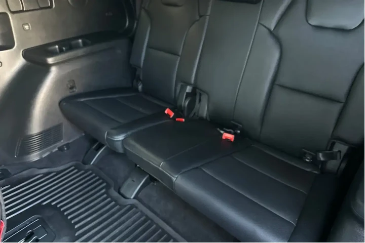 $39783 : Kia Telluride 2023 AWD SX-Pr image 2