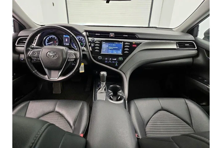 $20998 : Toyota Camry 2019 SE 4dr Sed image 9
