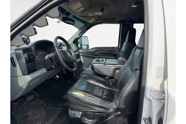 $9000 : Ford F-350 Super Duty 2005 4 image 9