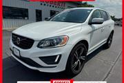 2017 VOLVO XC60 en Kingston