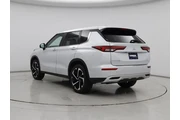 $24998 : Mitsubishi Outlander 2024 AW thumbnail