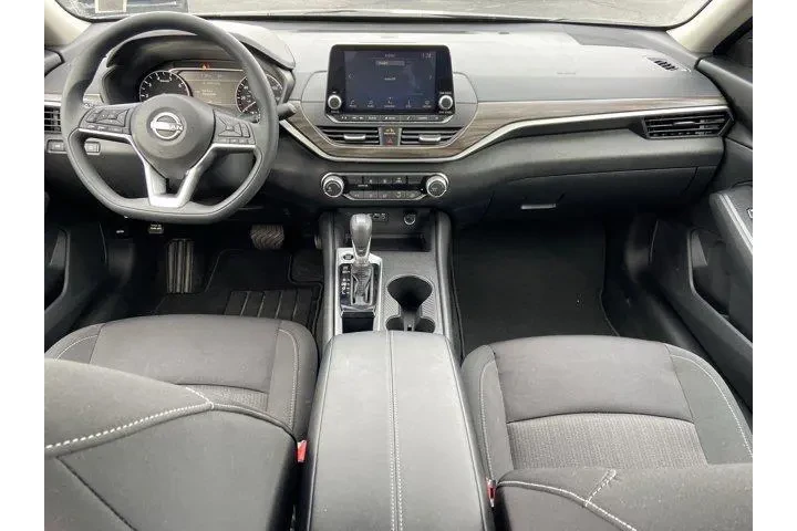 $17497 : Nissan Altima 2025 2.5 SV 4d image 10