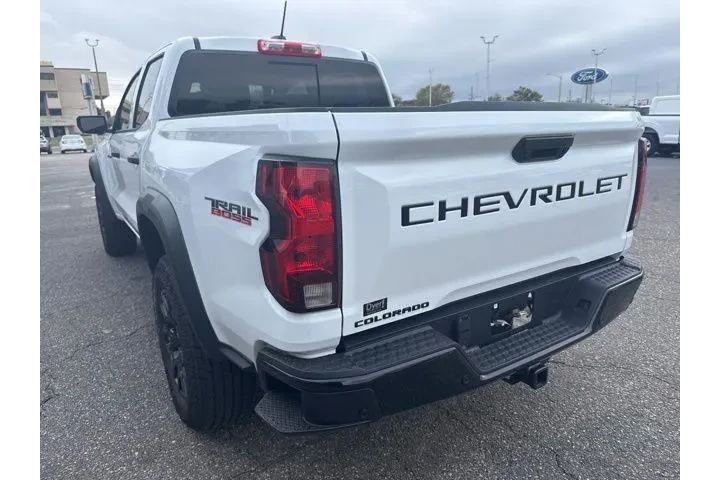 $39991 : Chevrolet Colorado 2026 4x4 image 6