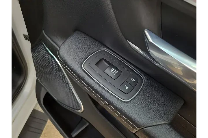 $38143 : Ram 1500 2024 4x4 Laramie 4d image 10