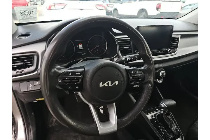 $13473 : Kia Rio 5-Door 2022 S 4dr Wa image 7
