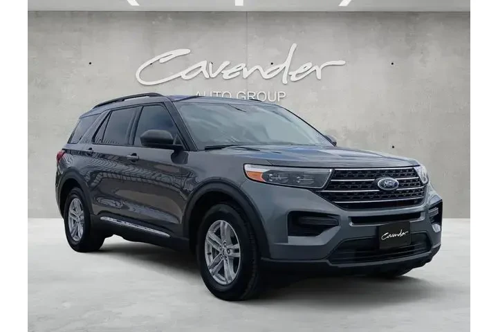 $29488 : Ford Explorer 2023 XLT 4dr S image 2