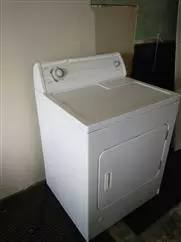 SE VENDE SECADORA image 1