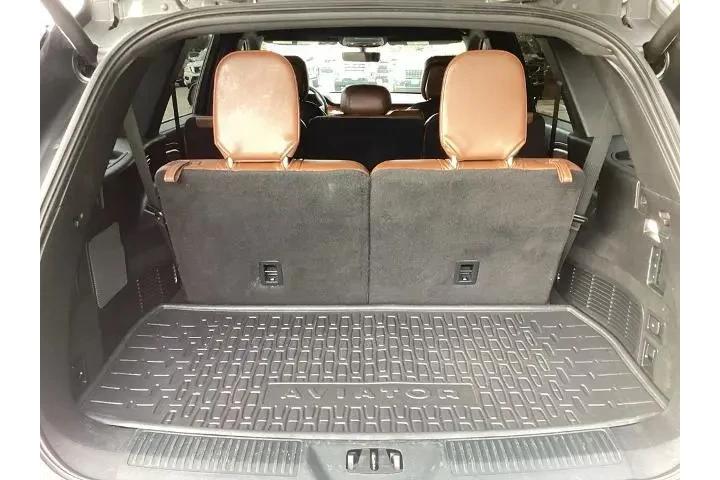 $30823 : Lincoln Aviator 2020 AWD Res image 10