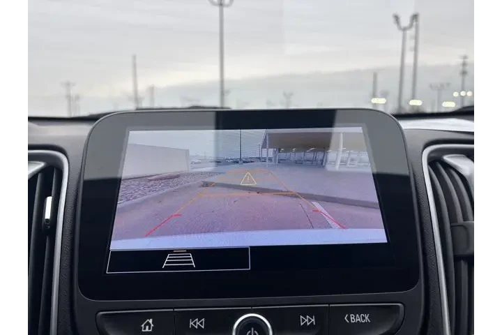 $19999 : Chevrolet Malibu 2025 LT 4dr image 9