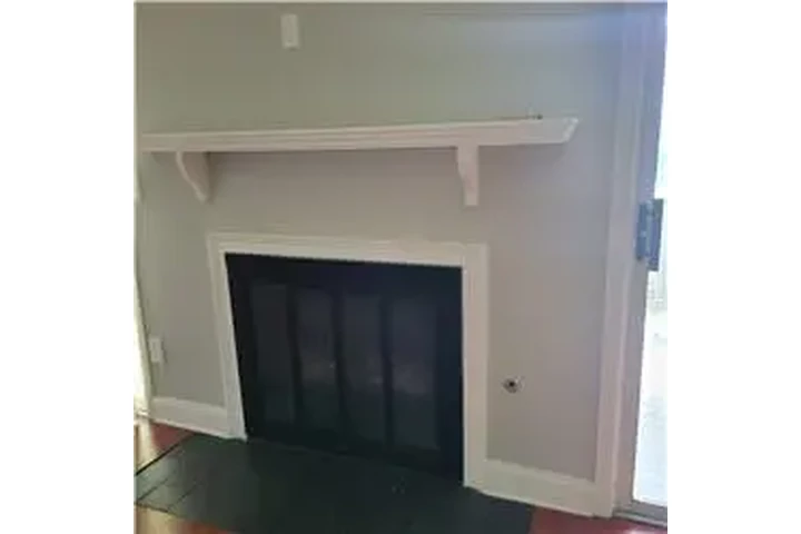 $1695 : Rental property with 2 bedro image 2