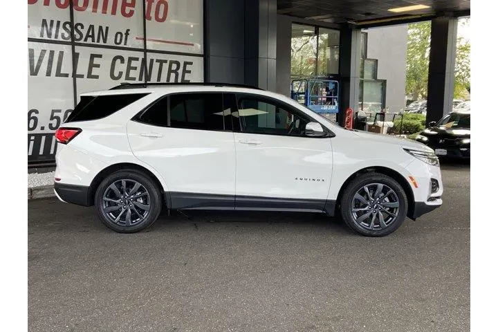 Chevrolet Equinox 2022 4x4 R image 4