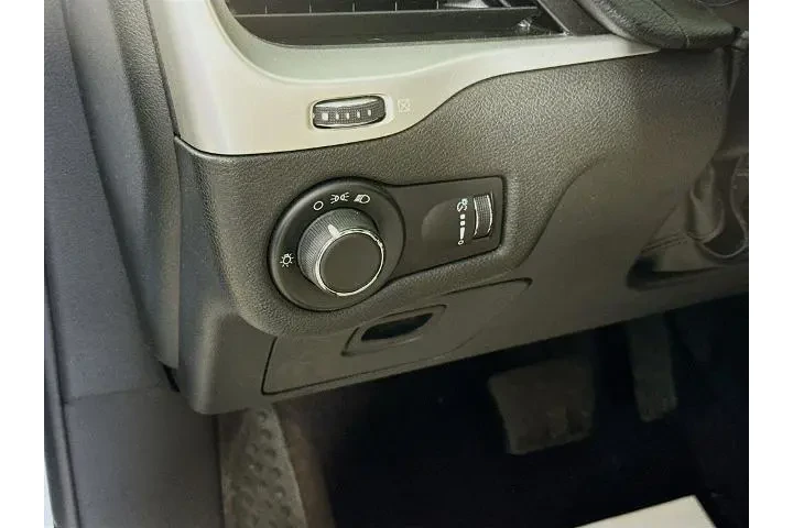 $13000 : Jeep Cherokee 2016 Sport 4dr image 10