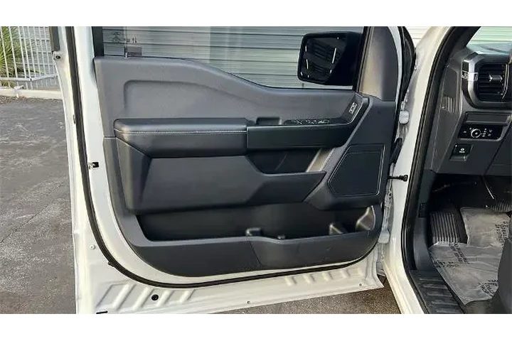 $39924 : Ford F-150 2024 4x2 STX 4dr image 10