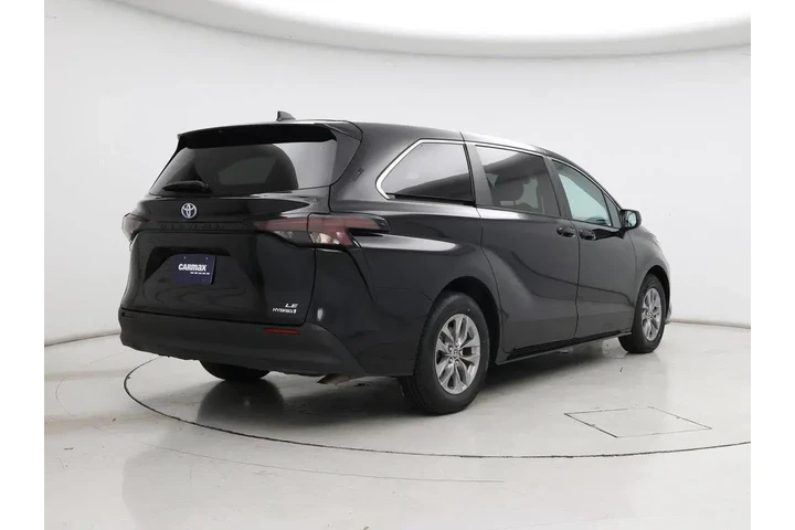 $37998 : Toyota Sienna 2024 LE 8-Pass image 8