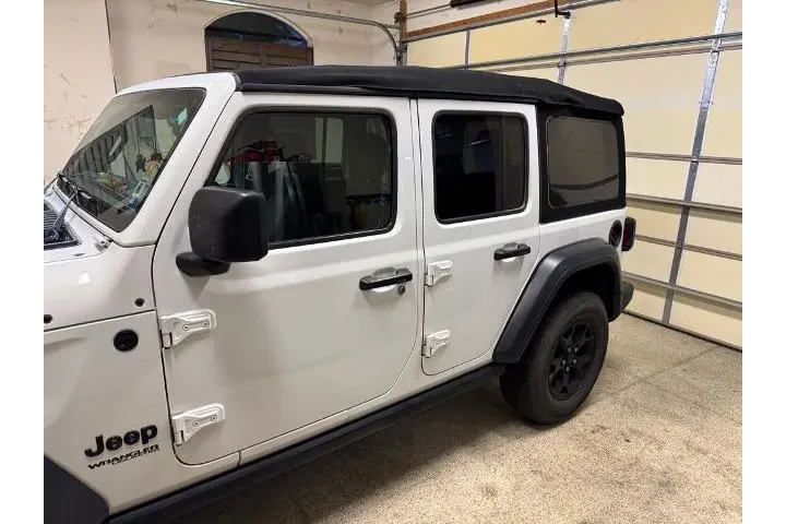 $27999 : Jeep Wrangler Unlimited 2020 image 2