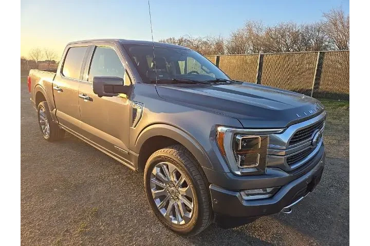 $39144 : Ford F-150 2021 4x4 King Ran image 4