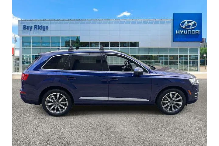 $22063 : Audi Q7 2019 AWD quattro SE image 2