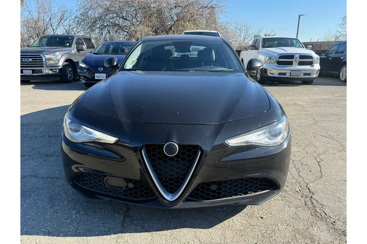 $14000 : Alfa Romeo Giulia 2017 Ti 4d image 8