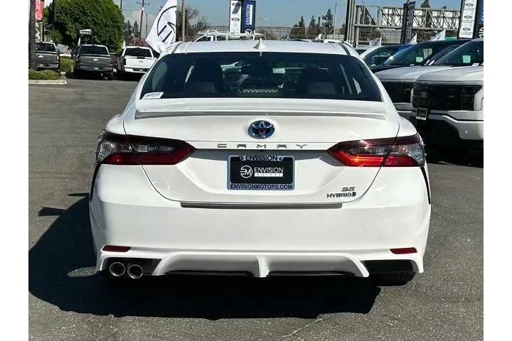$28495 : Toyota Camry Hybrid 2024 SE image 7