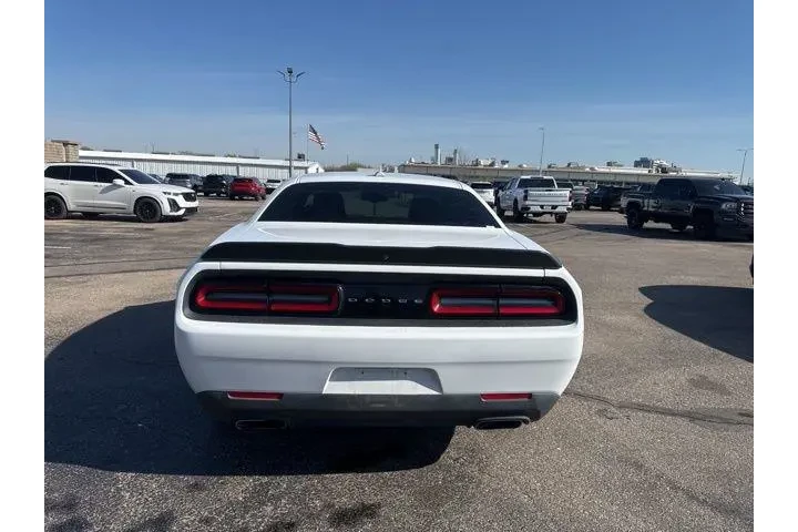 $23982 : Dodge Challenger 2018 R/T 2d image 6