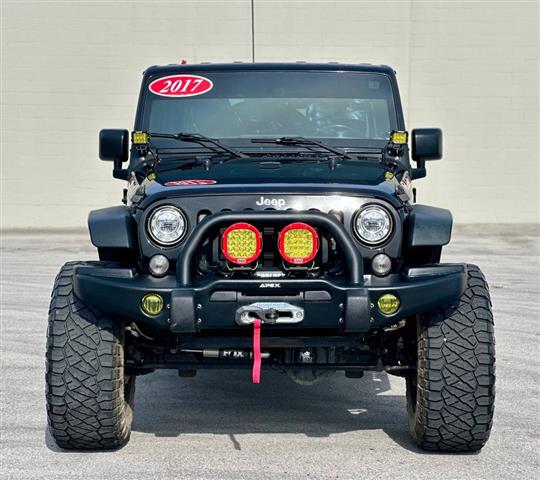 $28748 : 2017 Wrangler Unlimited Rubic image 2