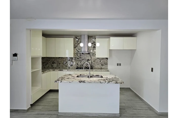 $19900 : JARDINES DEL COUNTRY RENTA CAS image 4