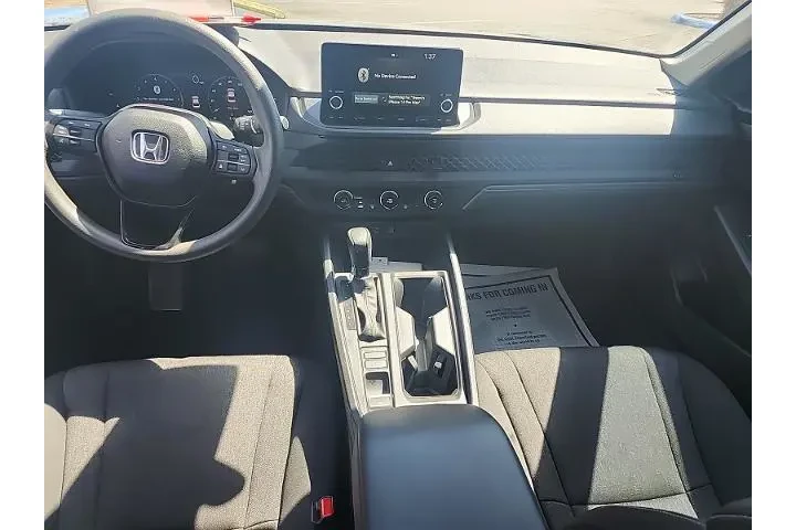 $28698 : Honda Accord 2025 LX 4dr Sed image 5