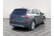 $17792 : Ford Escape 2020 SE 4dr SUV thumbnail