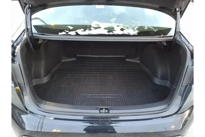 $24859 : Toyota Corolla Hybrid 2024 S image 7