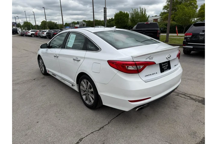 $8980 : 2017 Sonata Limited image 4