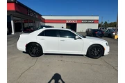 2019 300 300S AWD