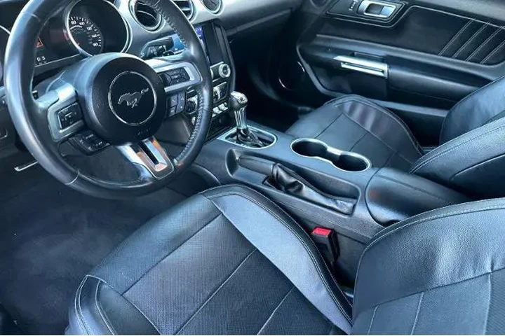 $38995 : Ford Mustang 2022 GT 2dr Fas image 10