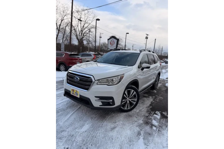 $14500 : 2020 Ascent Limited 7-Passeng image 3