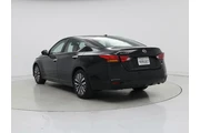 $20998 : Nissan Altima 2025 2.5 SV 4d thumbnail