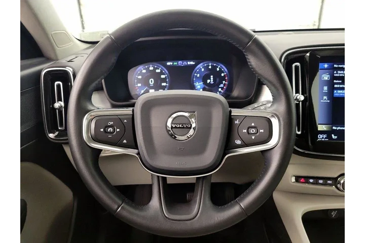 $21998 : Volvo XC40 2020 AWD T5 Momen image 10