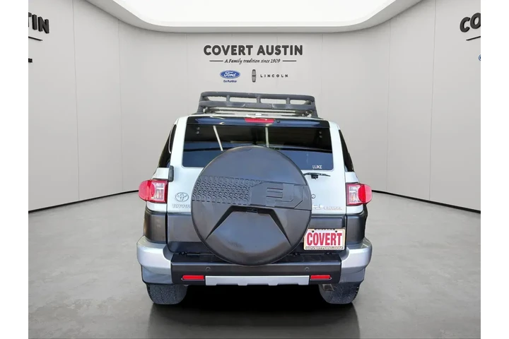 $18754 : Toyota FJ Cruiser 2011 4x4 4 image 3