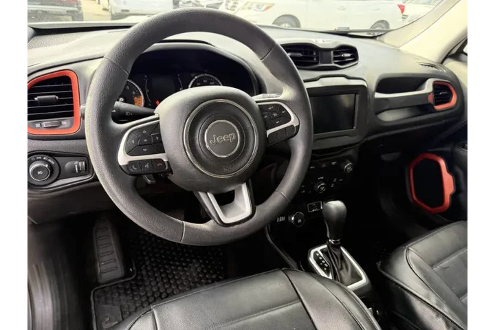 $8500 : 2018 Renegade Sport image 6