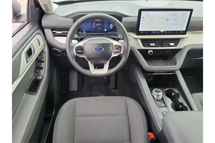 $39995 : Ford Explorer 2025 Active 4d image 7