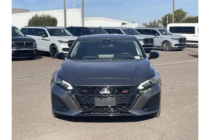 $20652 : Nissan Altima 2024 2.5 SR 4d image 8