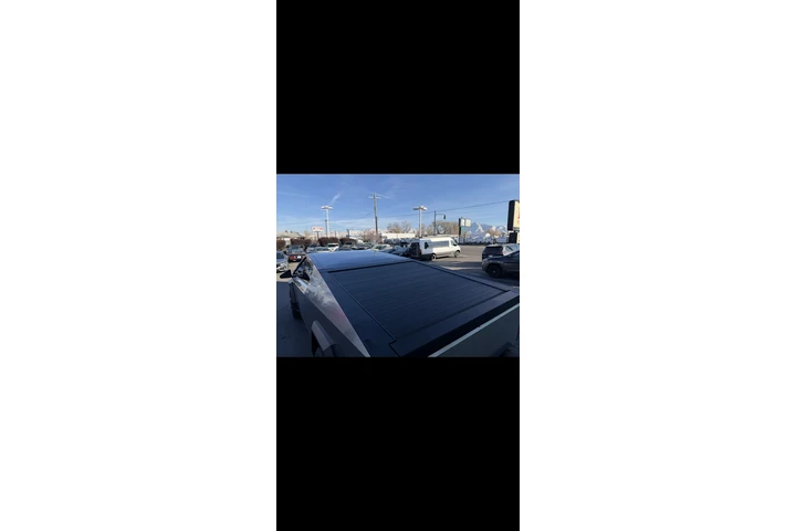 $76910 : 2024 Cybertruck image 5