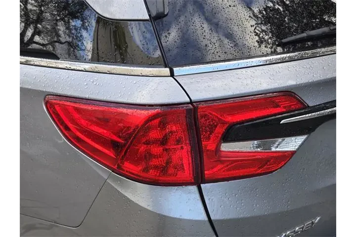 $35699 : Honda Odyssey 2024 Touring 4 image 8
