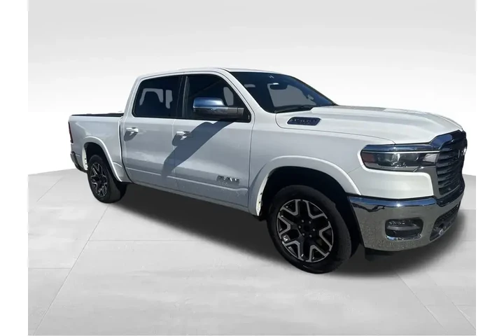 $38910 : Ram 1500 2025 4x4 Laramie 4d image 9