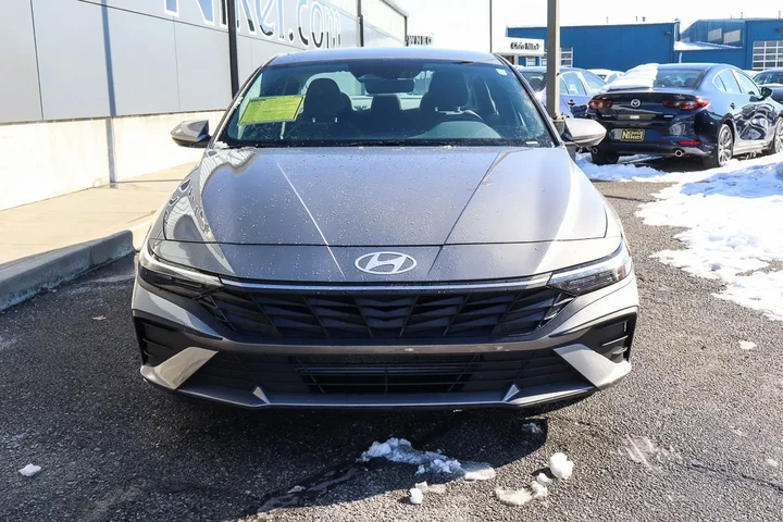 $17988 : 2024 Elantra SEL IVT image 2