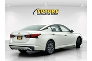 $21997 : Nissan Altima 2023 2.5 SV 4d thumbnail