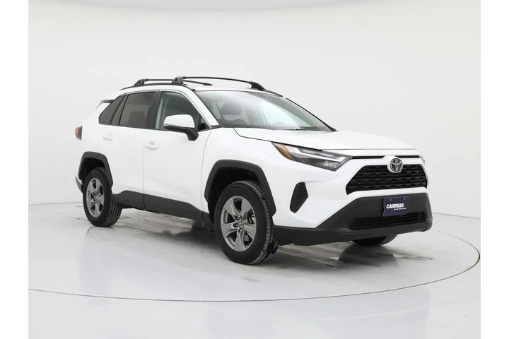 $32998 : Toyota RAV4 2024 AWD XLE 4dr image 1
