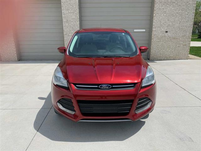 $6000 : 2014 Ford Escape SE image 1